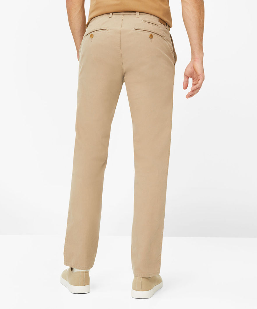 Brax Men's Fabio Hi-Flex Ultra-Elastic Slim Chino in Beige